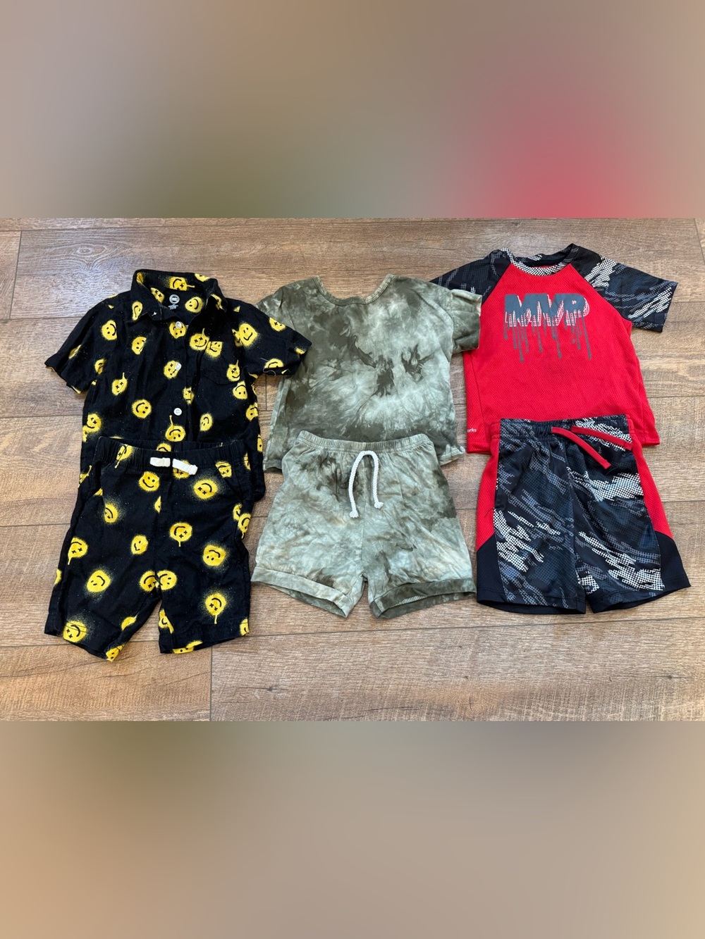 Boys 6 Piece Outfit Lot Size 3T Shirts Shorts Tie Dye Athletic Smiley